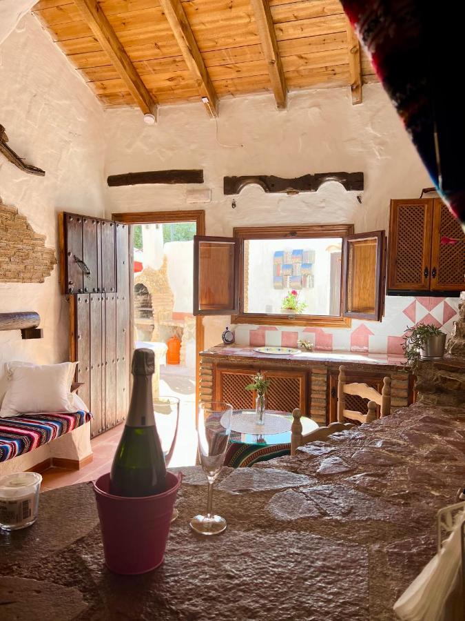 Cuevas De La Paz - Cave House Holidays Los Carriones 外观 照片